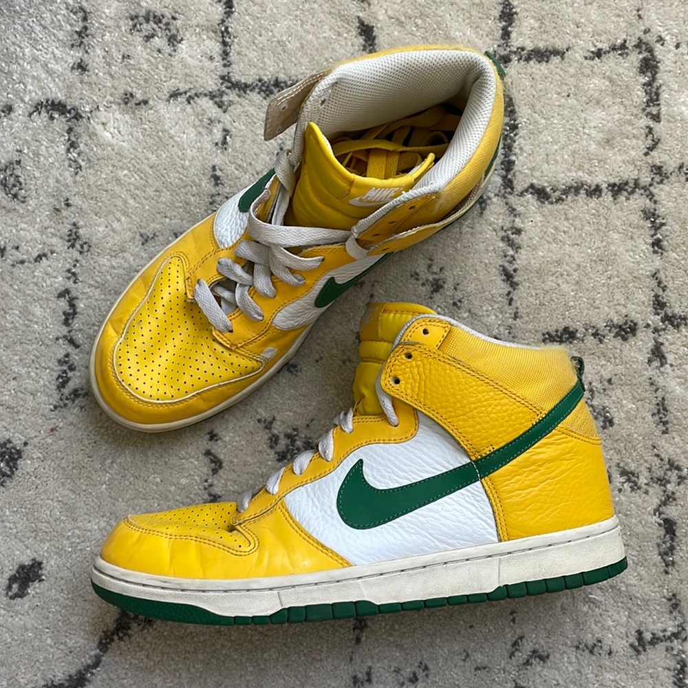 (Nike) RARE Men’s High Dunk, Yellow Green